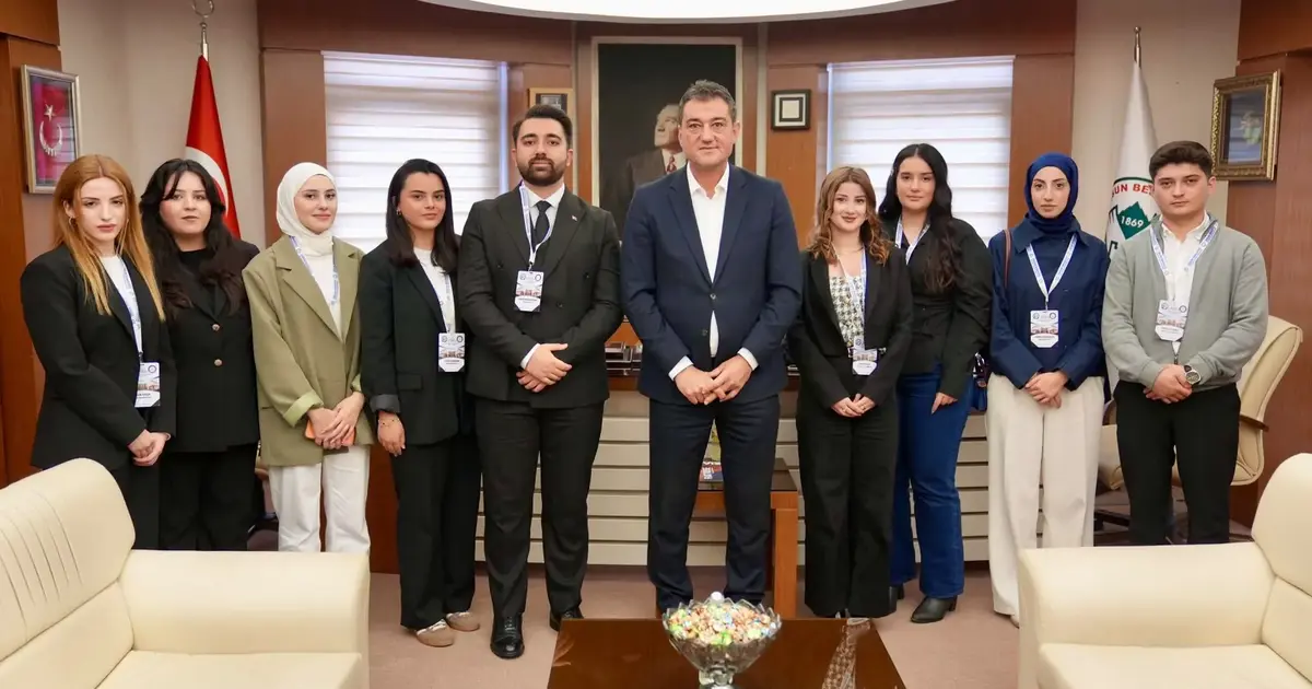 Giresun'da Başkan Köse, üniversiteli gençleri ağırladı