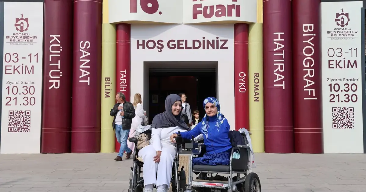 Kocaeli'de “Engelsiz Taksi” ile Kitap Fuarı’na kolay ulaşım