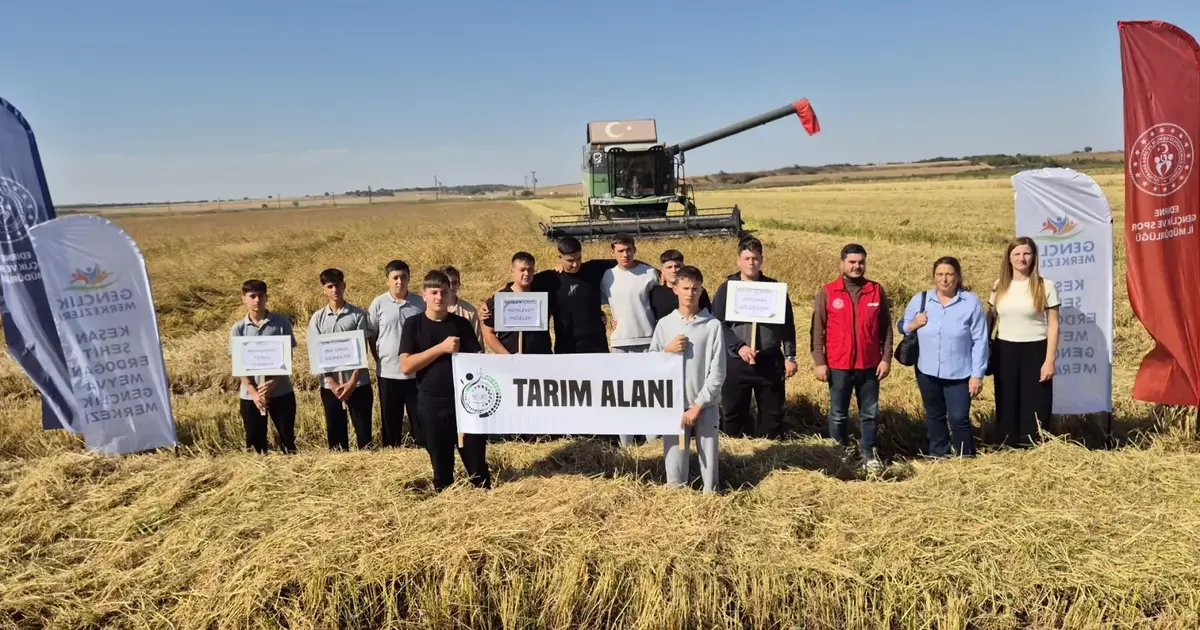 Edirne Keşan'da gençlerle çeltik hasadı deneyimi - Gündem Haberleri