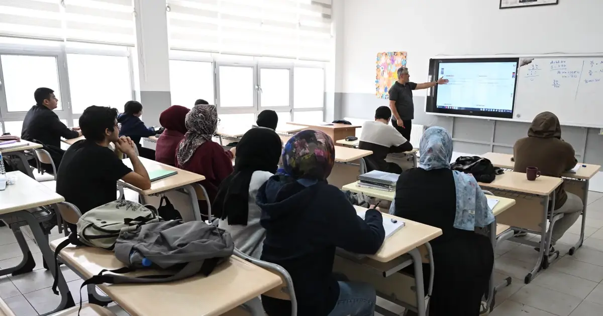 Kernek Külliyesi’nde 200 öğrenci üniversiteye hazırlanıyor - Eğitim Haberleri