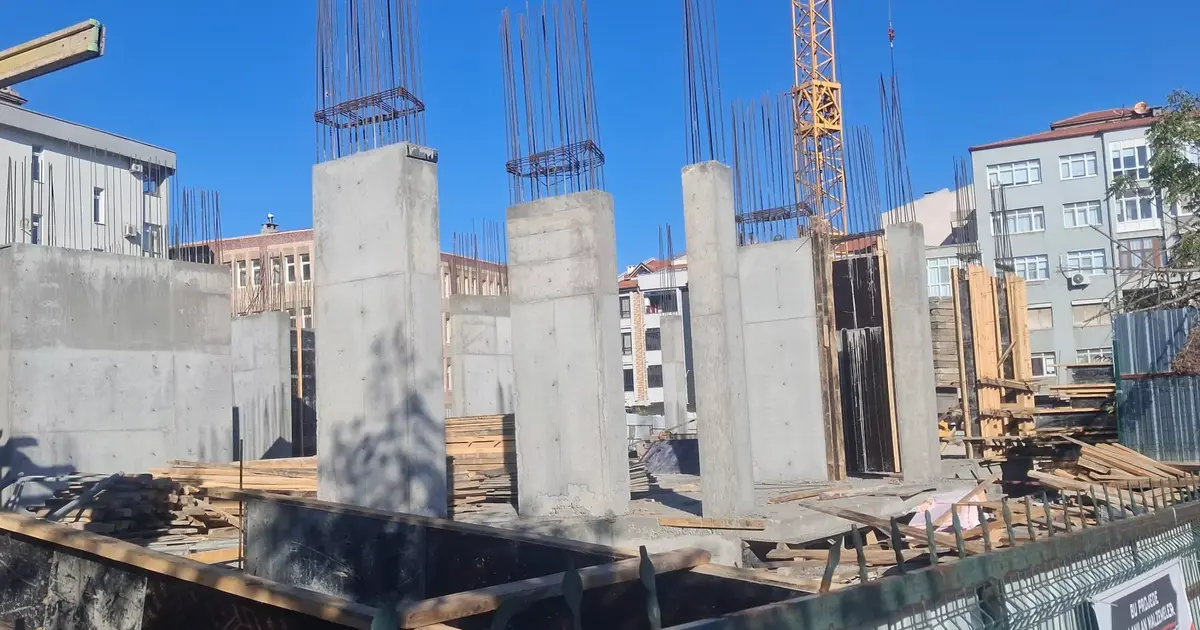 Keşan’da yıkılan eski Hükümet Konağı inşaatı hızla yükseliyor