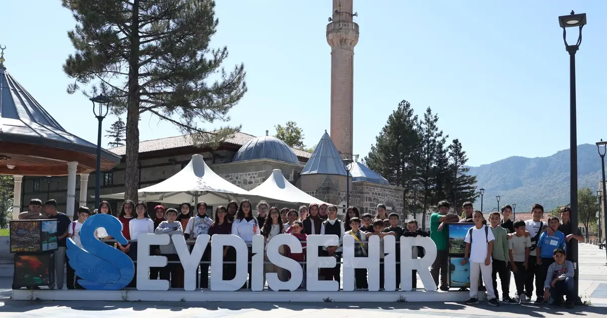 Konya'da başarılı öğrencilere kültür gezisi