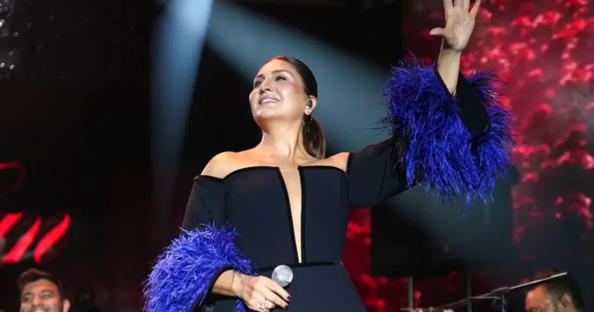 Sibel Can'dan yeni sezona ışıltılı başlangıç