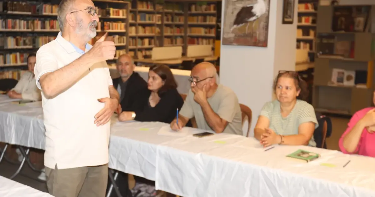 Kitapseverler Efes Selçuk'ta Kuyucaklı Yusuf'u konuştu