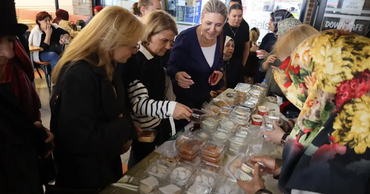 Glutensiz Mutfak Atölyesi’nde ayın tarifi kinoa salatası