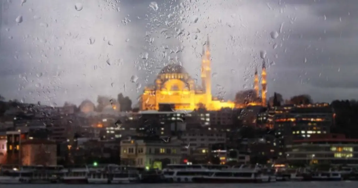 İstanbul, Kocaeli ve Yalova'da eğitime 1 gün ara verildi! Motosikletlerin trafiğe çıkışı yasaklandı - Gündem Haberleri