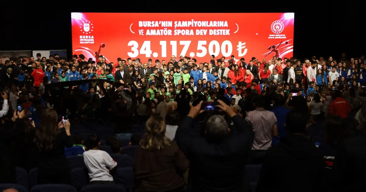 Bursa'nın şampiyonlarına ve amatör spora 'Büyük' destek