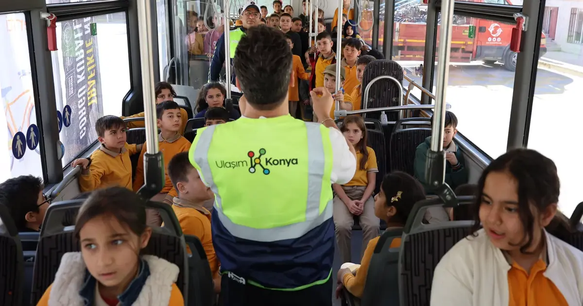 Konya'da 'Nezaket Otobüsü' bilinci artıyor
