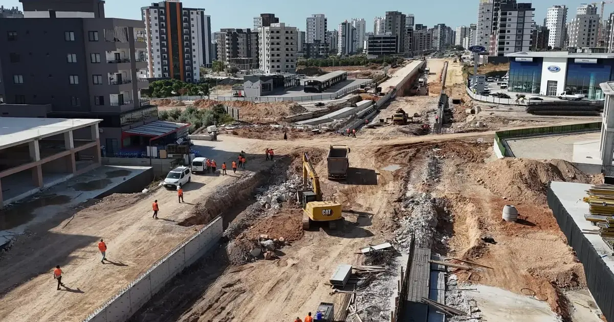 Mersin trafiğine nefes aldıracak projede kesintisiz mesai