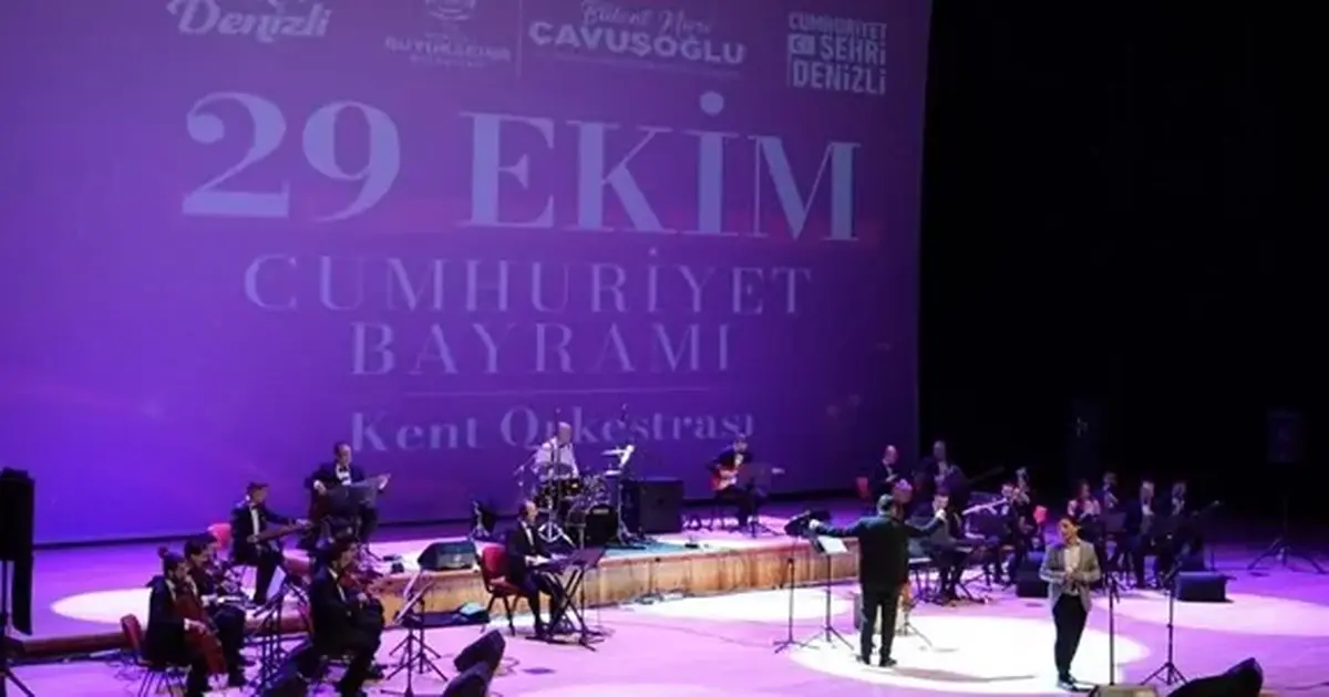 Denizli’de Cumhuriyet coşkusu etkinliklerle başladı