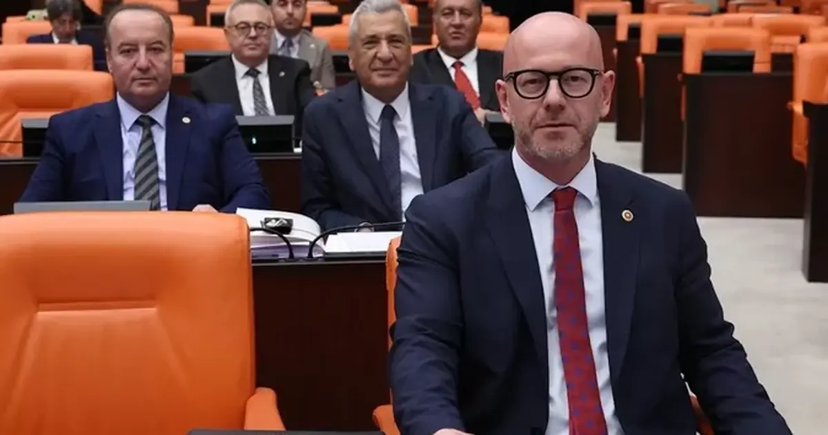 CHP’li Serkan Sarı: Vatandaş borç batağında, yandaşlar fon soygununda