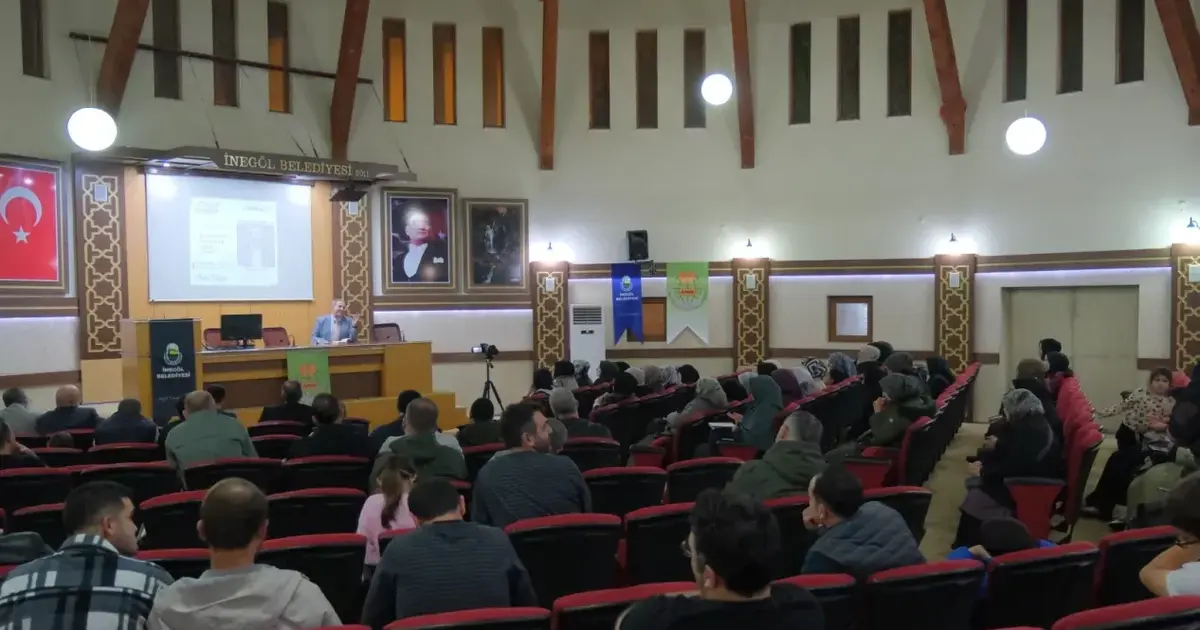 Aile Okulu’nda “Sofradan Sohbete Aile” Semineri Gerçekleştirildi