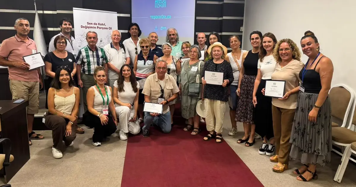 İzmir’de 30 ilçenin sesi Yurttaş Meclisi’ne taşınacak