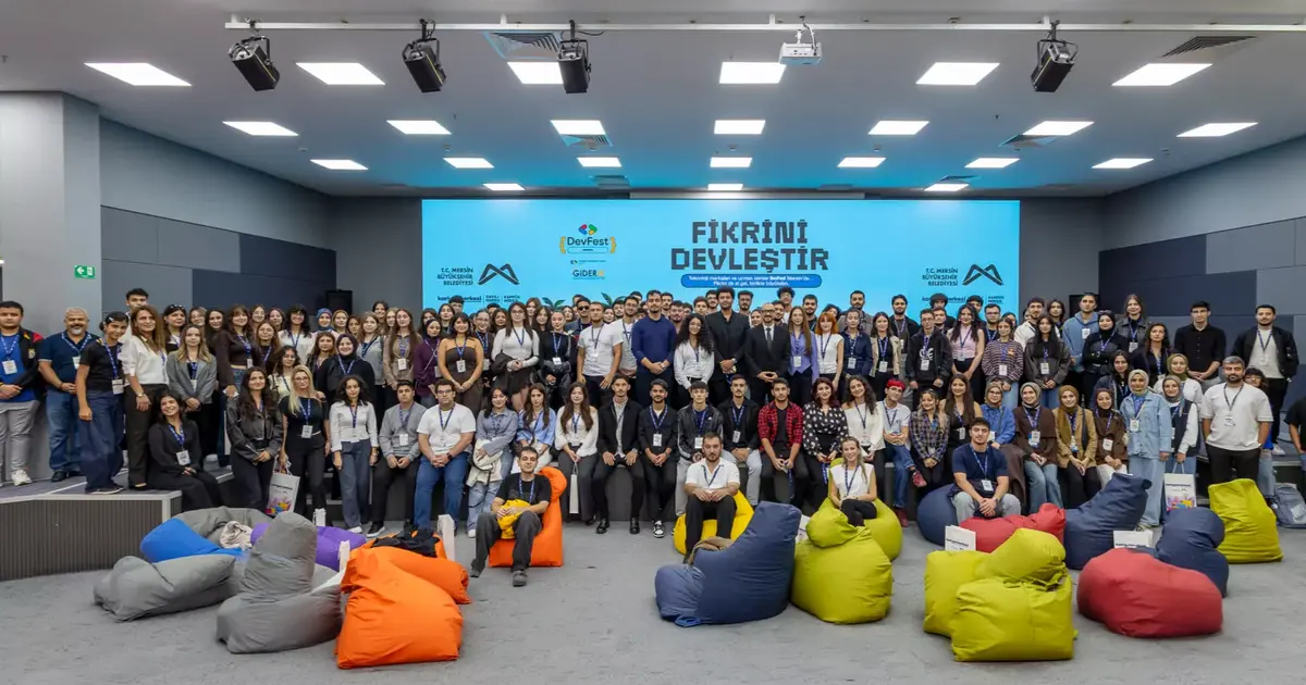 Mersin'de teknoloji rüzgarı! Devfest 2026 yoğun ilgi gördü - Teknoloji Haberleri