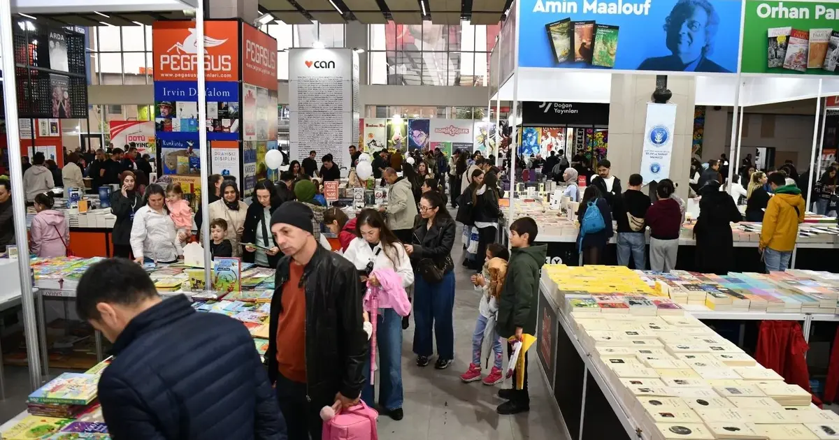 Balıkesir Kitap Fuarı’na yoğun ilgi