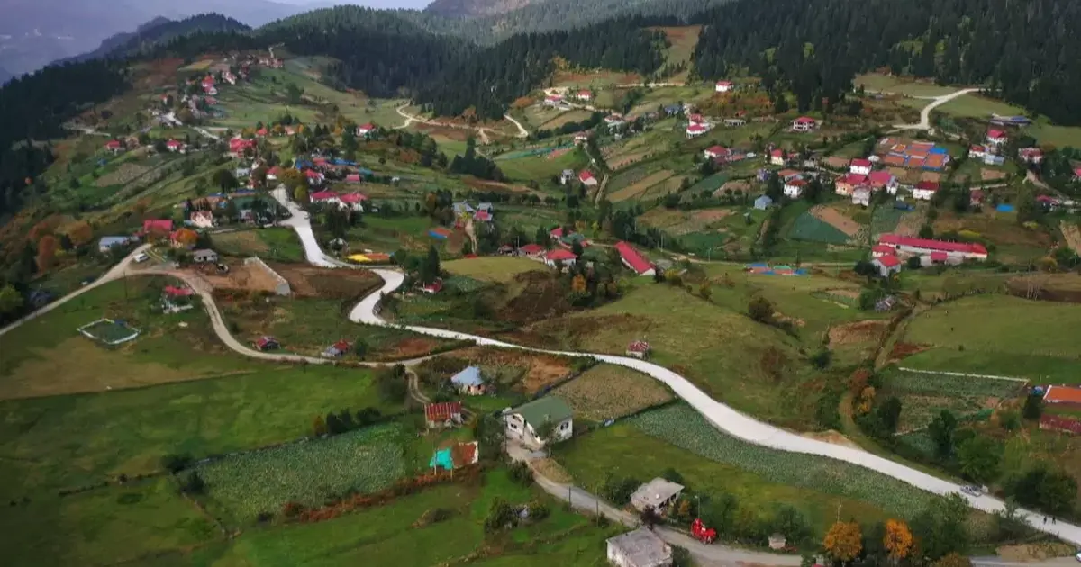 Ordu Büyükşehir’den Turnalık’a beton yol konforu