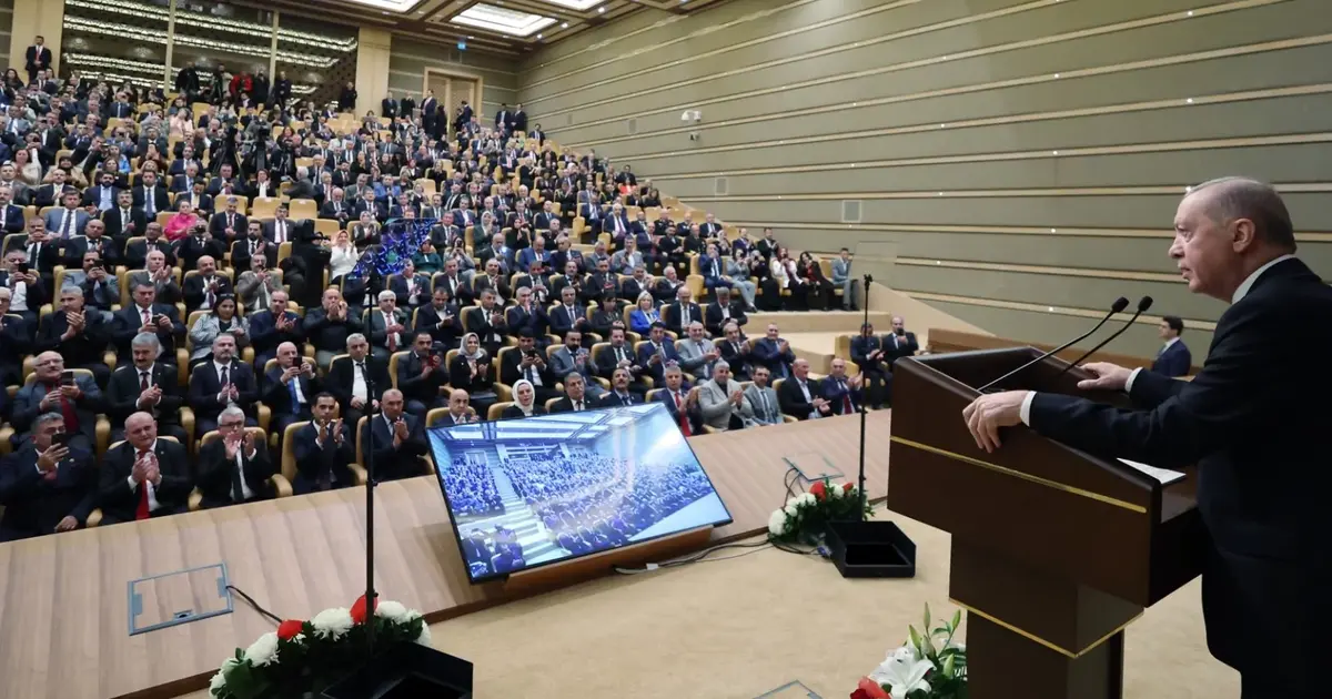 Cumhurbaşkanı Erdoğan'dan muhtarlara: Nifak duvarları örmeye çalışanlara karşı teyakkuzdayız
