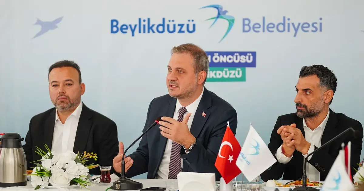 İstanbul Beylikdüzü'nde yerel basına 18 aylık hizmet brifingi
