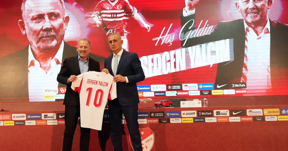 A Milli için 4 yıllığa imza attı... Sergen Yalçın'ın A Takımı belli oldu