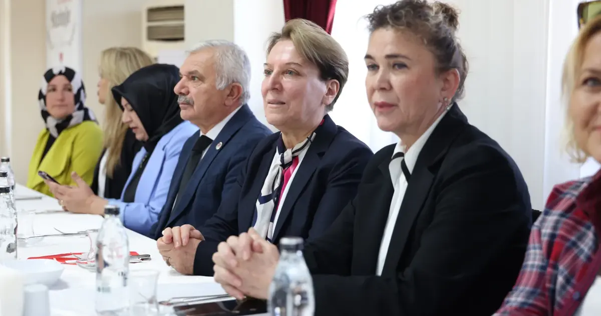 Ankara Keçiören'de 'değerlerimiz' konuşuldu
