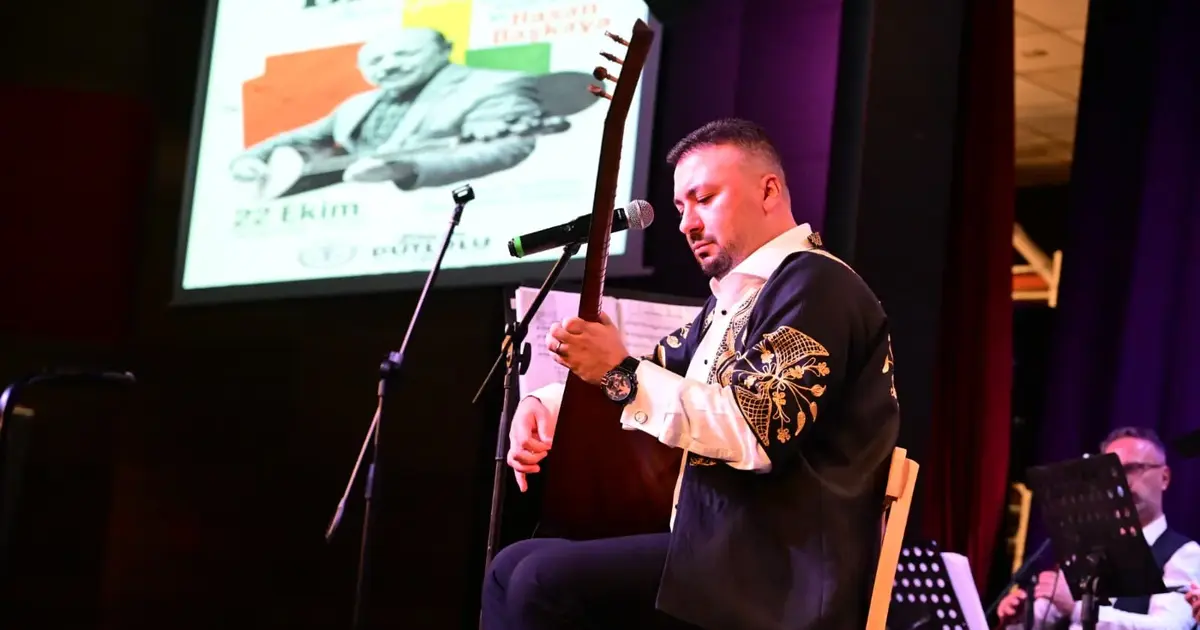 Manisa'da Neşet Ertaş türküleriyle unutulmaz gece