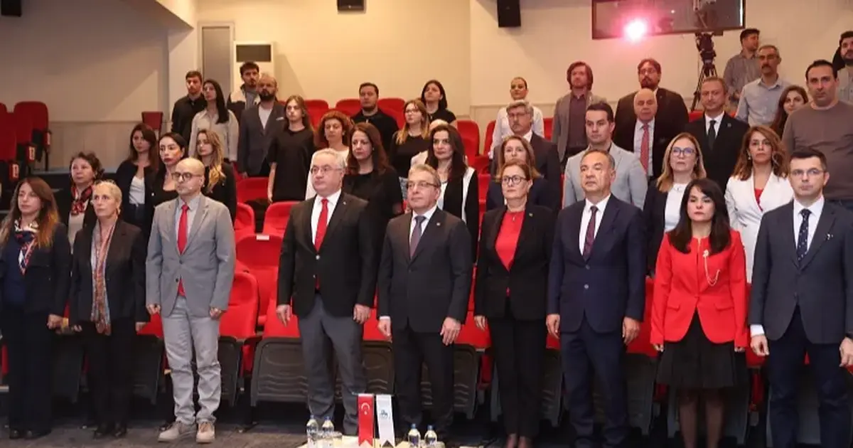 İzmir’in üniversiteleri Cumhuriyet’in kazanımlarını konuştu - Gündem Haberleri