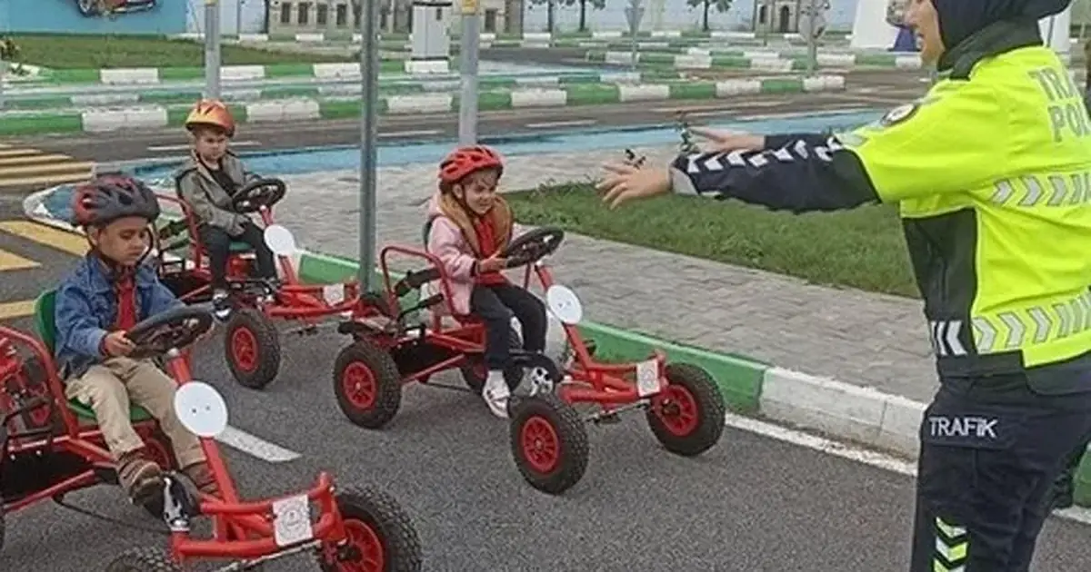 Kilis Trafik Eğitim Parkı'nda öğrencilere trafik eğitimi