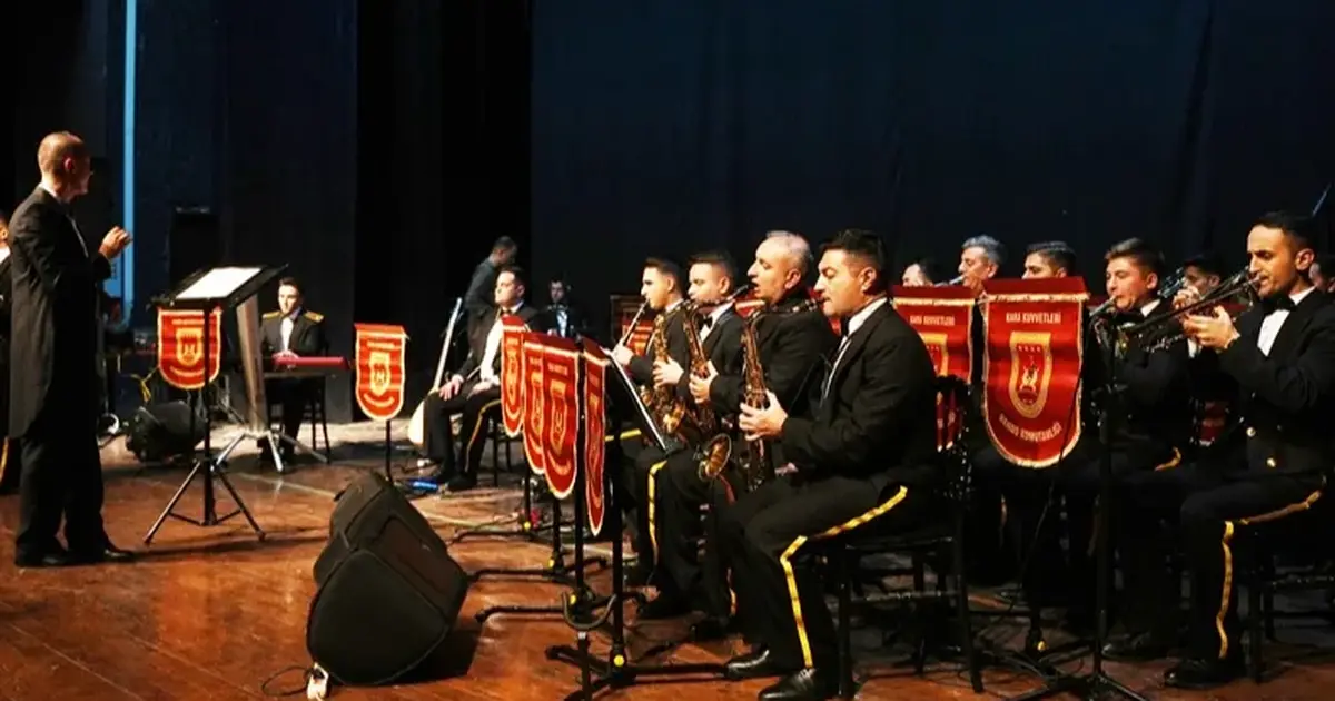 Kara Kuvvetleri Bando Komutanlığı'ndan Mardin'de müzik şöleni