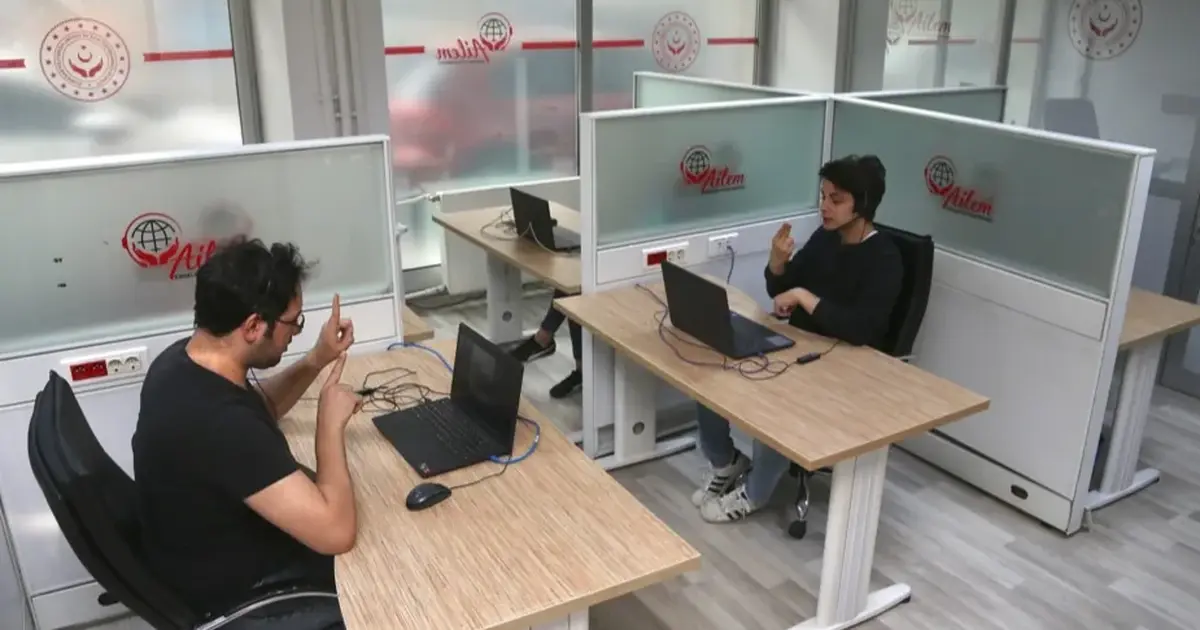 AİLEM Engelsiz ile 335 bin 288 çağrıya çeviri desteği