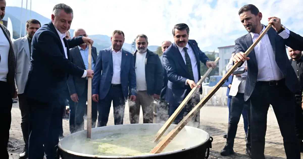Asırlık Nebi Dede Çorbası geleneği Yıldırım’da yaşatıldı