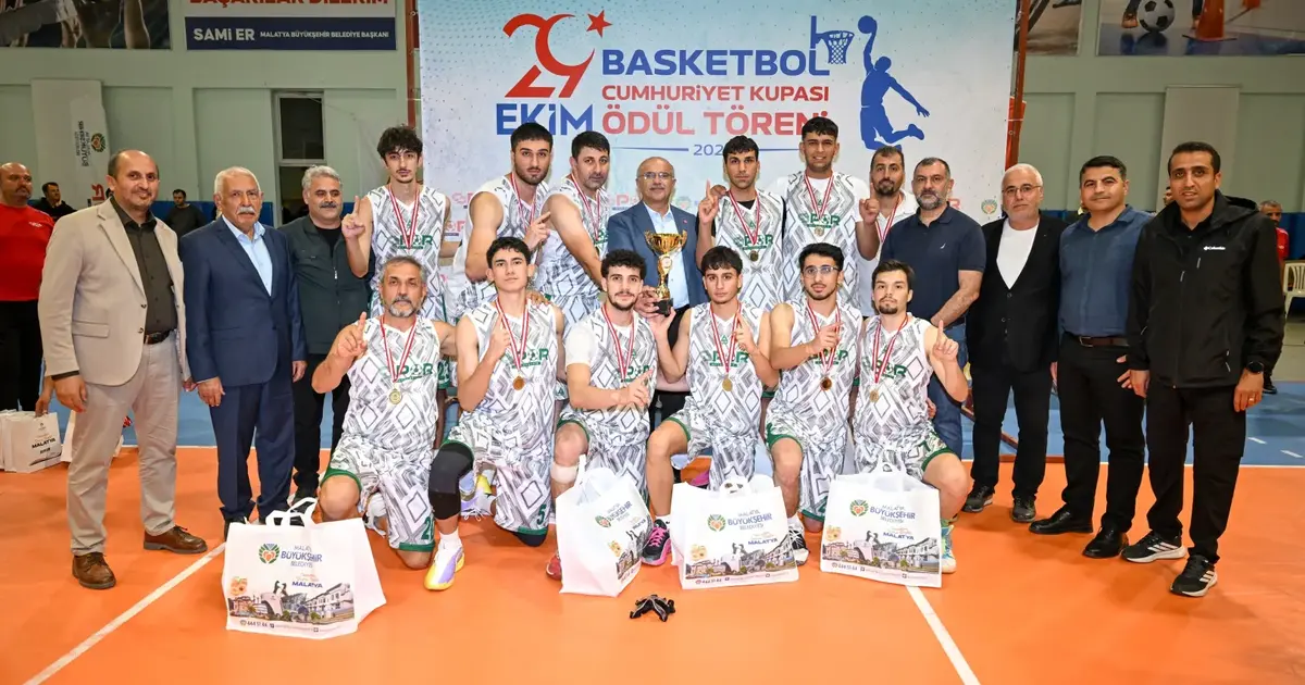 Malatya'da 29 Ekim Cumhuriyet Kupası sahiplerini buldu