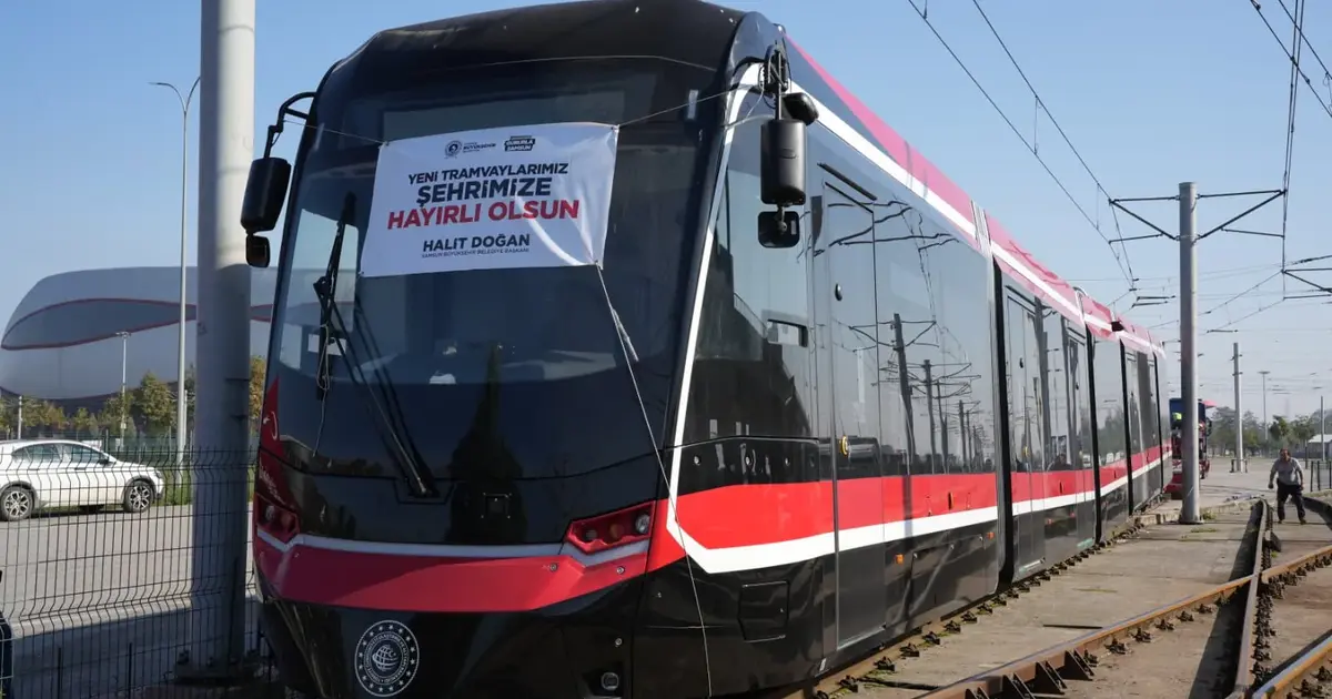 Samsun’a dördüncü yeni tramvay ulaştı