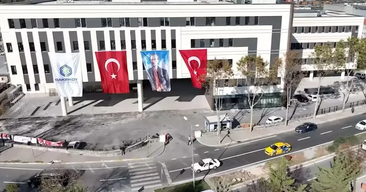 Bakırköy Belediyesi’ne operasyon! 68 gözaltı