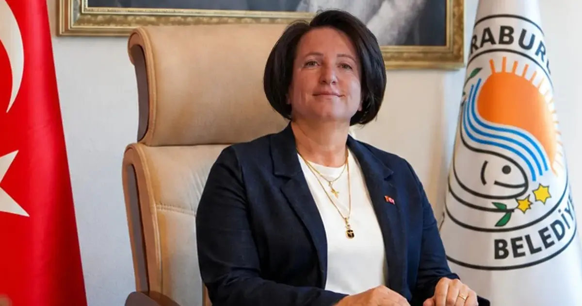 Yeni Parti'ye geçmişti, istifa etti! Karaburun Belediye Başkanı'ndan istifa açıklaması: Onurumu korumak için