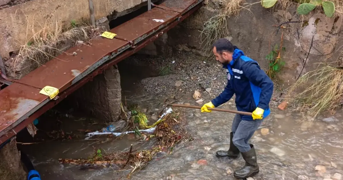 Muğla’da sağanakla gelen olaylara Büyükşehir ekiplerinden müdahale