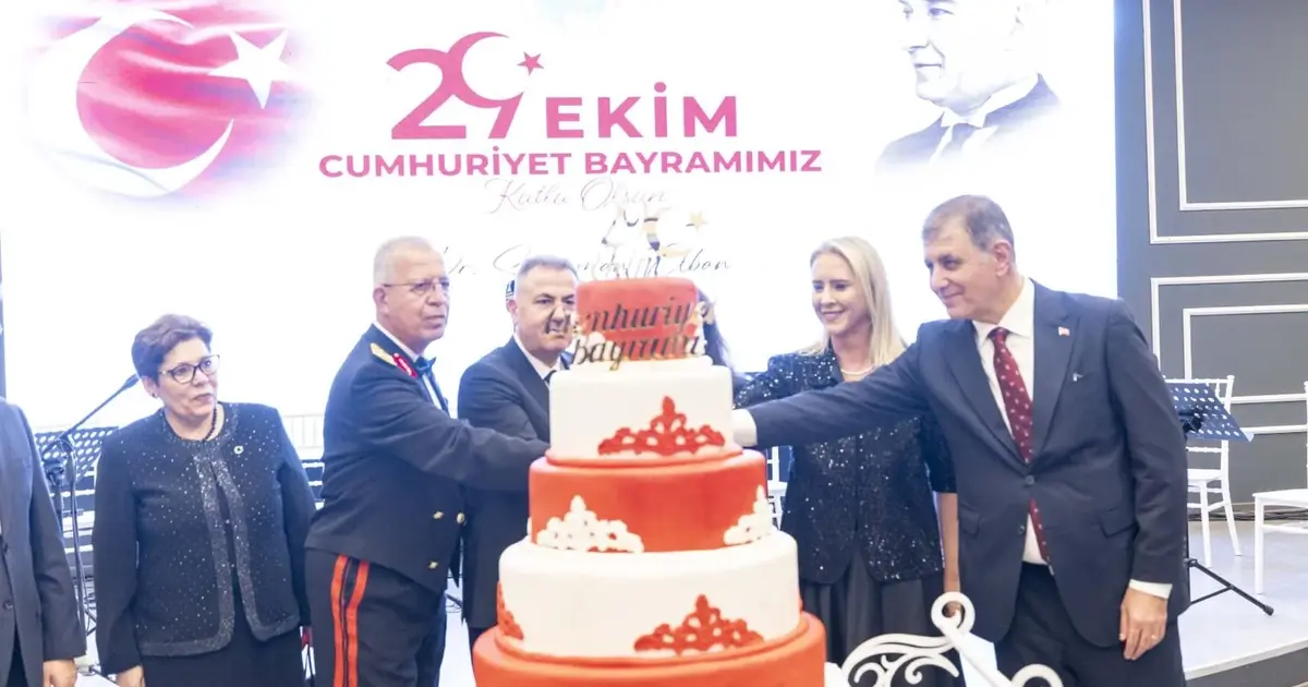 Cumhuriyet’in 103’üncü yaşına İzmir'de özel gece - Gündem Haberleri