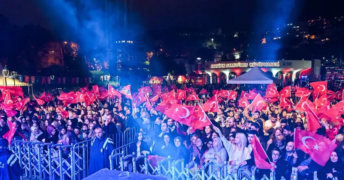 Bursa Cumhuriyet ritminde tek yürek oldu