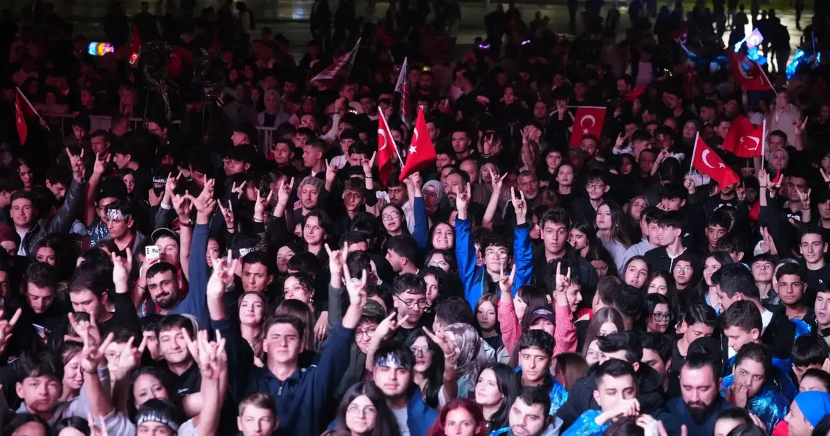 Cumhuriyet coşkusu Kocaeli'de yağmur tanımadı - Gündem Haberleri