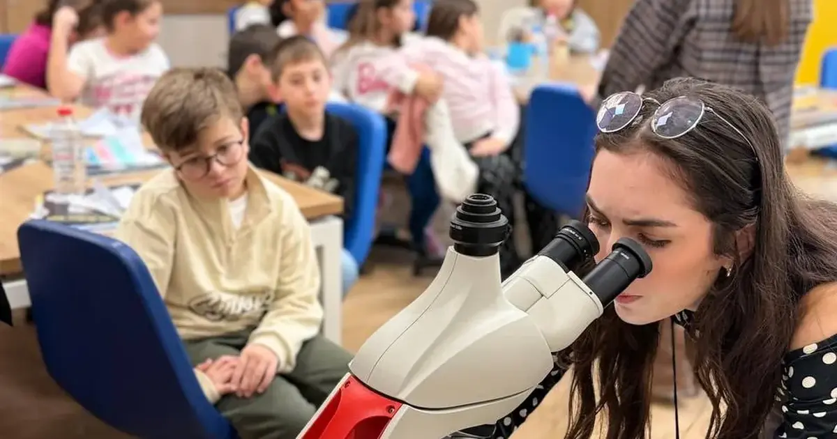 Sakaryalı minikler bilimin gizemli dünyasına yolculuk yaptı