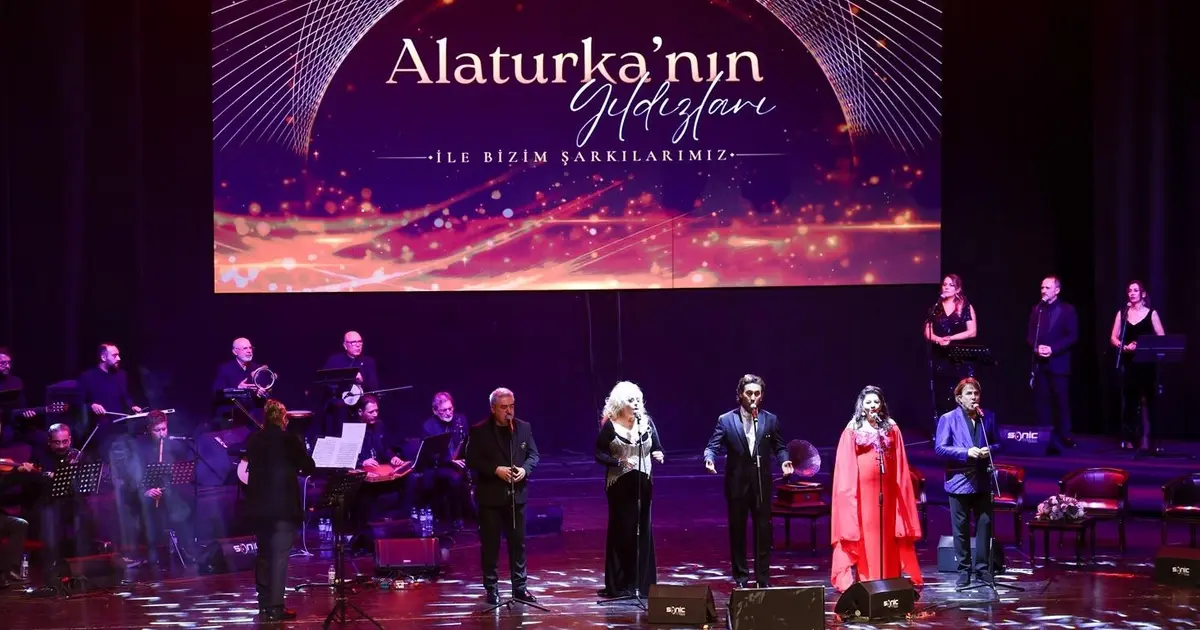 ‘Alaturka’nın Yıldızları’ Bursa’da sahne aldı