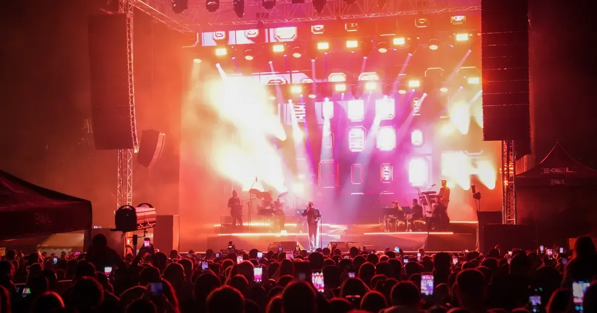 Resul Dindar'dan muhteşem konser