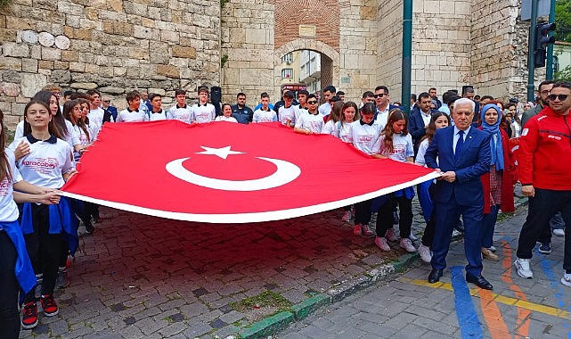 Bursa'da 19 Mayıs Şenliği Başladı