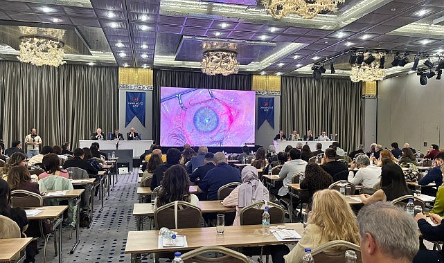 Canlı Yayında Göz Ameliyatı