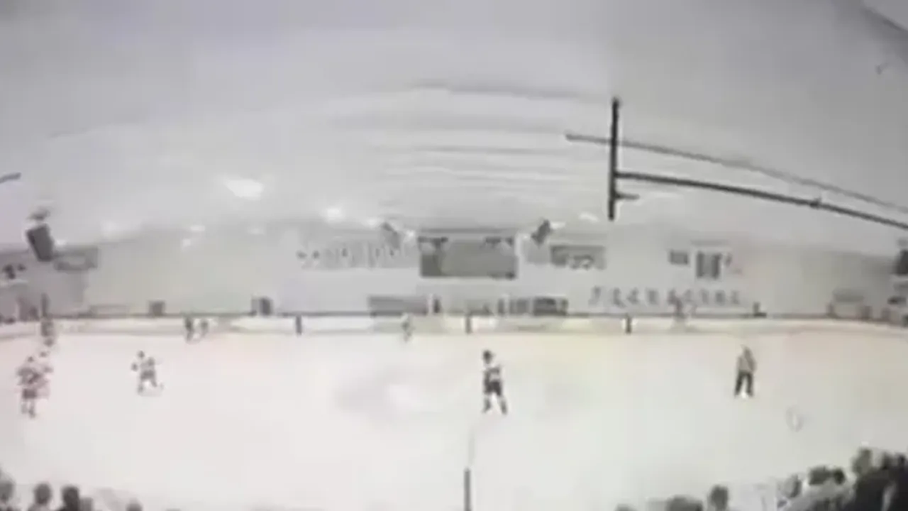 ABD'deki buz hokeyi maçında silahlı saldırı: 3 ölü, 3 ağır yaralı
